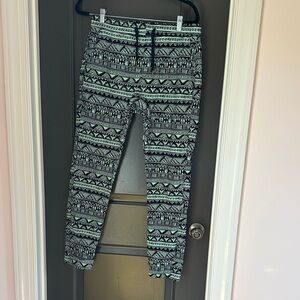 Carbon‎ Black and White Geometric Joggers Size M